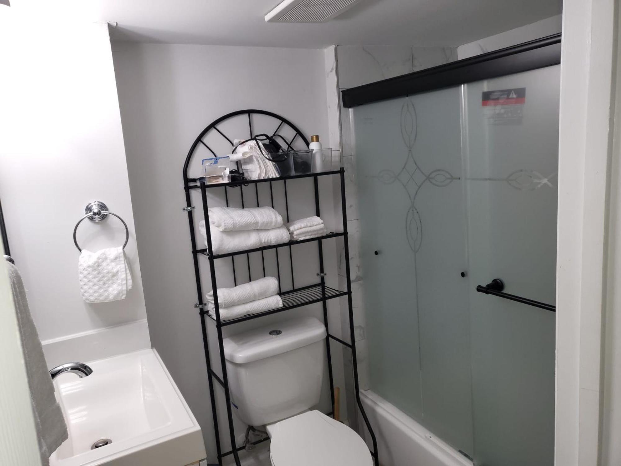 Splendid Cheerful 2-Bedroom Residential 海厄茨维尔 外观 照片